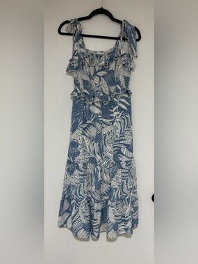 Lucca Women’s Blue and White Sun Dress Size Large